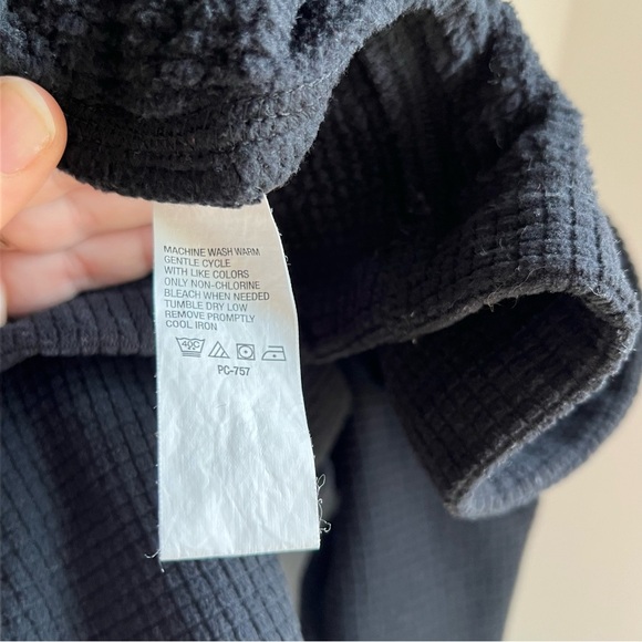 Timberland Black Waffle Knit Pullover - Size XL - Picture 4 of 8